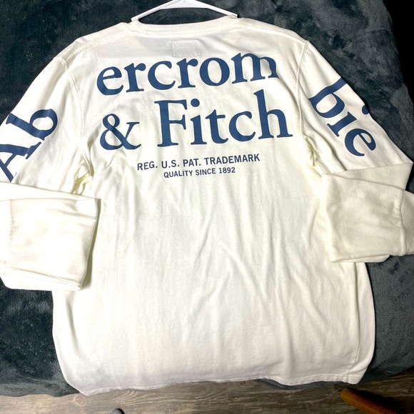 Abercrombie Long Sleeve Crew Neck Size S White with Blue"Exploded" Back Graphic - Picture 1 of 4